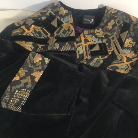 “TIB of MONTREAL ” VINTAGE Velvet Boho Ladies Jacket . - Picture 10 of 12
